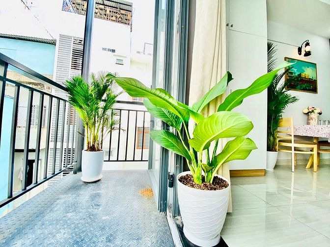 Hình ảnh Mb6623 nạp rút nhanh chóng Quận 1 1PN có bancol siêu rộng- máy giặt riêng gần chợ Tân Định