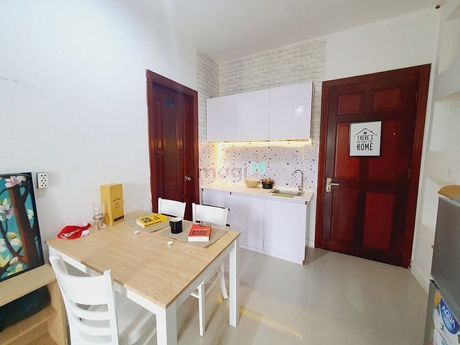 Hình ảnh Cho thuê CHDV 1 phòng ngủ 40m2 ngay khu vực sân bay