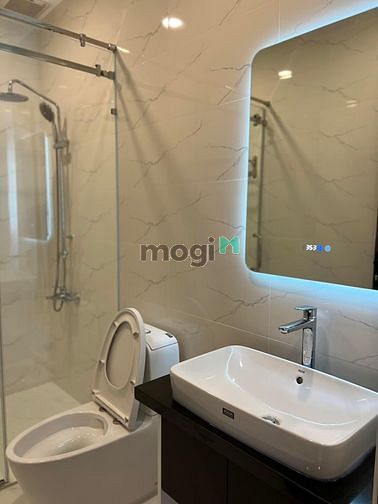 Hình ảnh Bán nhà Phố Tân phú hẻm xe hơi siêu hiếm