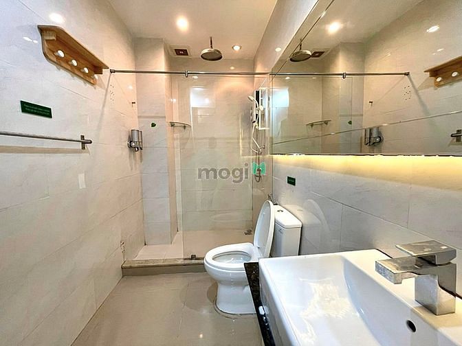 Hình ảnh CHDV mới tinh 2 Phòng Ngủ 80m2 (Full nội thất có Ban công thoáng mát )