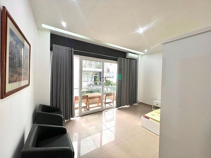 Hình ảnh CHDV mới tinh 2 Phòng Ngủ 80m2 (Full nội thất có Ban công thoáng mát )