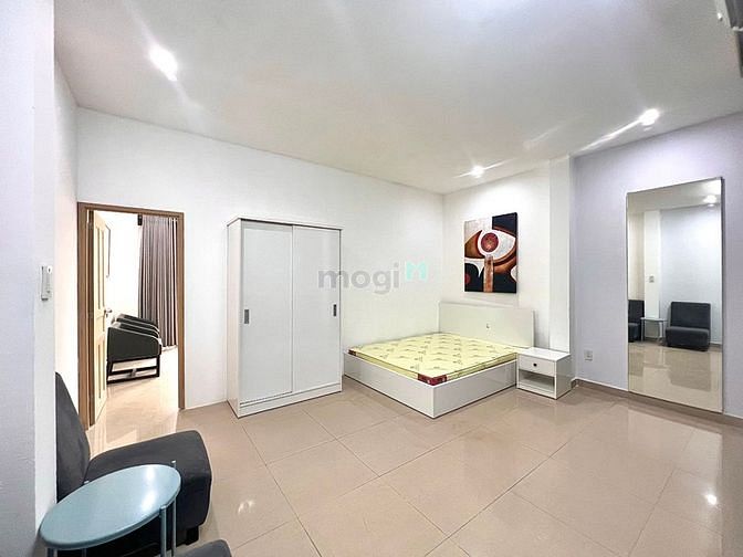 Hình ảnh CHDV mới tinh 2 Phòng Ngủ 80m2 (Full nội thất có Ban công thoáng mát )