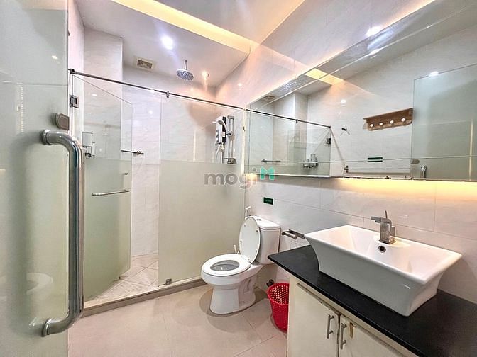 Hình ảnh CHDV mới tinh 2 Phòng Ngủ 80m2 (Full nội thất có Ban công thoáng mát )