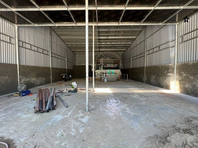 Hình ảnh Cho thuê kho 200m2 xe container vào được đường Diên Hồng