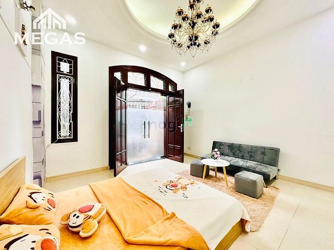 Hình ảnh 🏠🏠CH 1 Phòng Ngủ Balcony. NGÃ 4 HÀNG XANH. BThạnh🍄