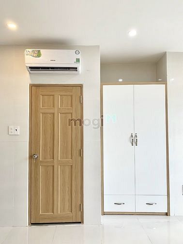 Hình ảnh Mb6623 nạp rút nhanh chóng dịch vụ ban công riêng full nội thất ngay Bình Thạnh