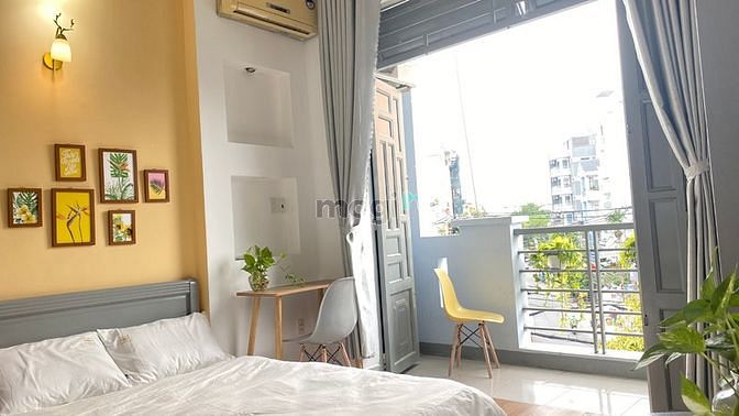 Hình ảnh Cần sang toà nhà gồm 1 MB + 7 CHDV (5 Phòng ban công & 2 phòng cửa sổ)