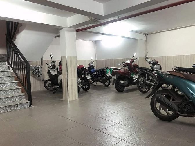 Hình ảnh Chỉ 21 Tỷ, CHDV Gò Vấp Thu 1,65 Tỷ HXT, Thang Máy, Hầm, 27 Phòng, 128m