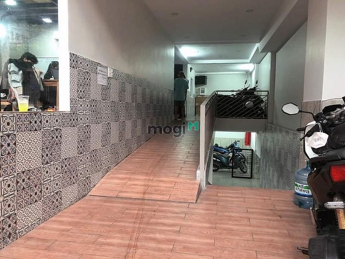 Hình ảnh Chỉ 21 Tỷ, CHDV Gò Vấp Thu 1,65 Tỷ HXT, Thang Máy, Hầm, 27 Phòng, 128m