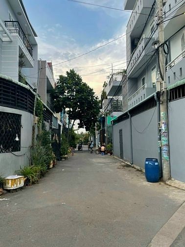 Hình ảnh Bán lô đất 80m2 thổ cư hẻm 261 Đình Phong Phú, TP. Thủ Đức giá 4ty7