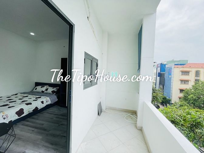 Hình ảnh Sang chdv mặt tiền Hoàng Diệu Q4 80m full phòng