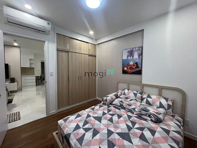 Hình ảnh 2,13 tỷ chốt bán nhanh căn The Gold View, 2pn, 1wc, full nội thất