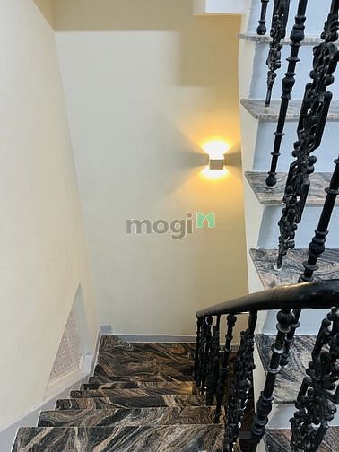 Hình ảnh Hẻm xe tải CMT8, Tân Bình, 45m2, 4tầng, 7PN. Chỉ hơn 7tỷ.