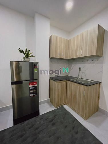Hình ảnh Cho thuê CHDV giá rẻ full nội thất thang máy