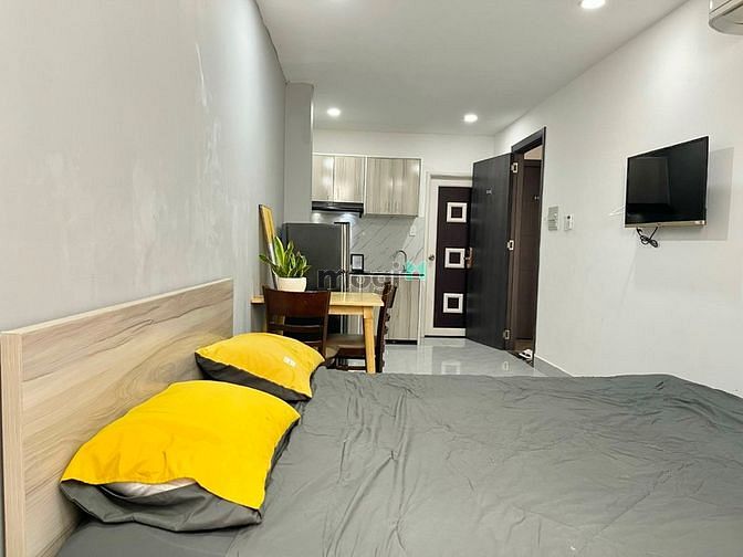 Hình ảnh Cho thuê CHDV giá rẻ full nội thất thang máy