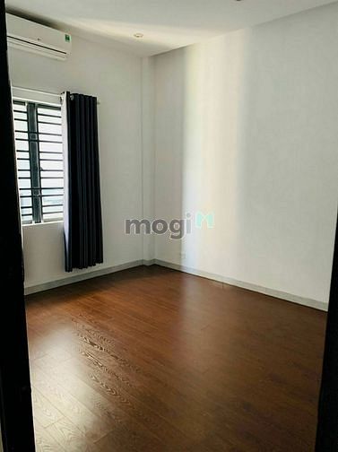 Hình ảnh Cho thuê nhà 3 tầng đường 10m5 Bùi Trang Chước