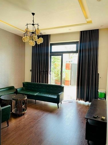 Hình ảnh Cho thuê nhà 3 tầng đường 10m5 Bùi Trang Chước