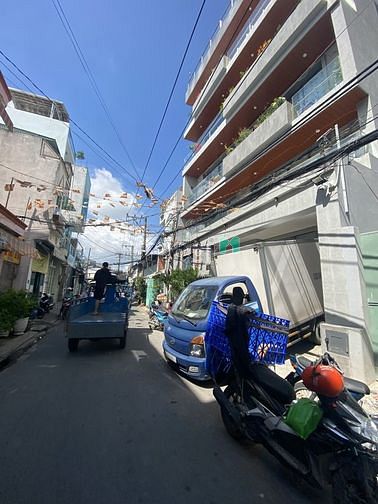 Hình ảnh Bán Nhà HXT 8m , 3 Tầng, 52m2, Lê Đình Cẩn, Tân Tạo, Bình Tân