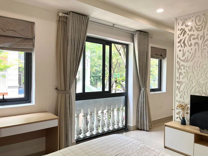 Hình ảnh Studio cửa sổ lớn đầy đủ tiện nghi PMH