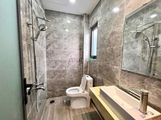 Hình ảnh Nhà đẹp 50m2 xịn 5 tầng 5 PN master cho thuê 33tr