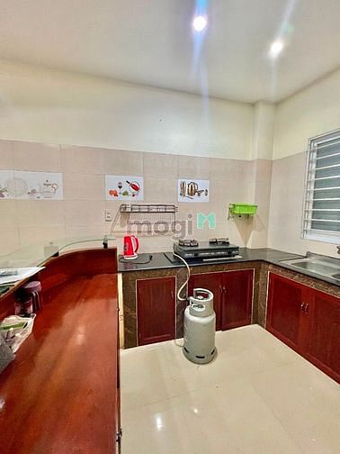 Hình ảnh Căn 1PN ban công lớn, có cửa sổ 60m2 ngay Quận 10