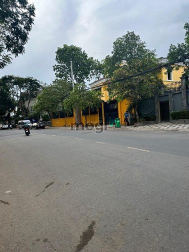 Hình ảnh Bán đất MT Nguyễn Văn Hưởng Thảo Điền có 1 mặt giáp sông DT 816m2 thổ