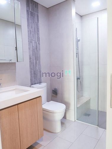 Hình ảnh Cho thuê Midtown 2pn 2wc full nội thất giá 1000$
