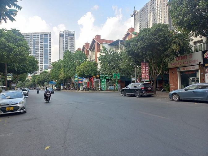 Hình ảnh Cho thuê biệt thự Nguyễn Văn Lộc - Mỗ Lao
