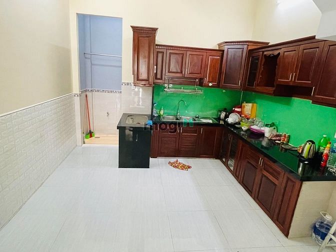 Hình ảnh Bán gấp mặt tiền khu Tên Lửa, kinh doanh sầm uất  4x18,