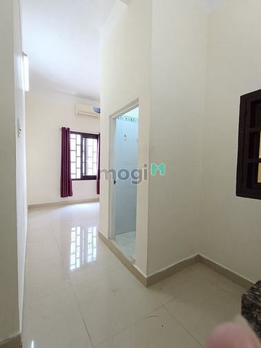 Hình ảnh cho thuê phòng có máy lạnh, ngay ngã 3 tân cảng