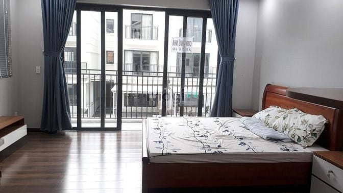 Hình ảnh Cho thuê nhà phố Lavila 4PN, 4WC nội thất cao cấp
