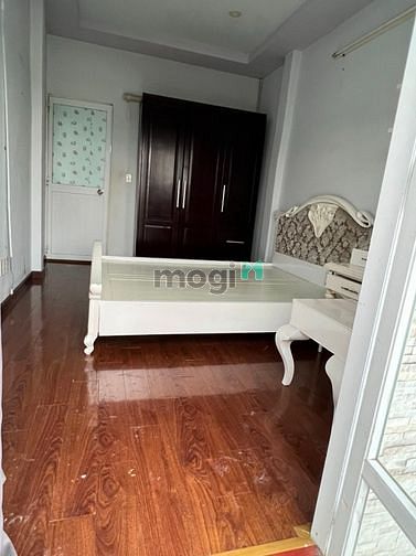 Hình ảnh Cho thuê nhà 44m2 ô tô đến nhà hẻm C2 phạm hùng