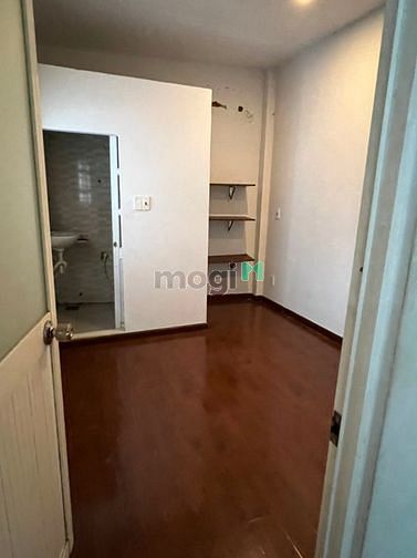 Hình ảnh Cho thuê nhà 44m2 ô tô đến nhà hẻm C2 phạm hùng