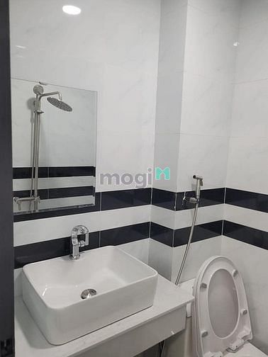 Hình ảnh Nhà Huỳnh Tấn Phát, 4 tầng, 72.5m2, ngang 5m, 6.7 tỷ
