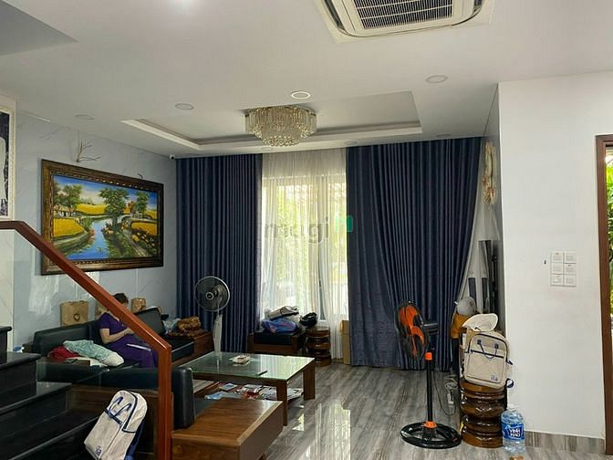 Hình ảnh Cho Thuê Nhà Phố Liền Kề Lavila