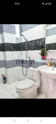 Hình ảnh Quận Tân Bình Ngay Chợ Phạm Văn Hai DTSD: 247M2=10Ty2 tl