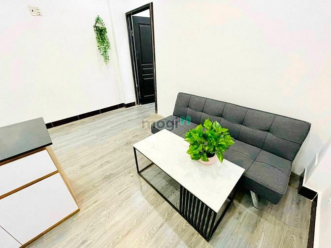 Hình ảnh 1 Phòng Ngủ Nhà Mặt Tiền - Bếp Rộng Rãi - Phan Đình Phùng
