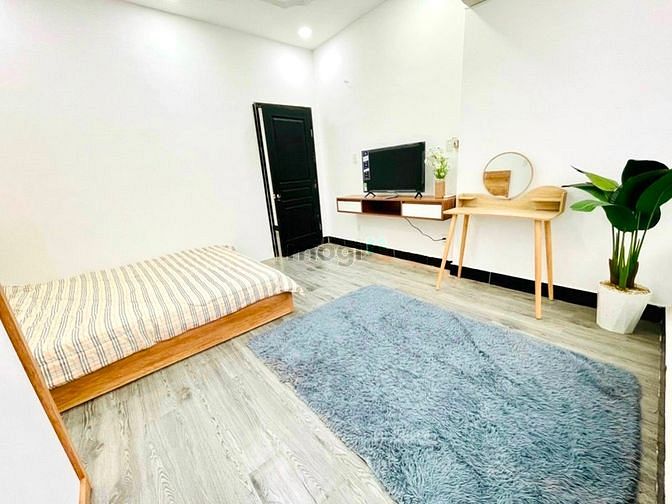 Hình ảnh 1 Phòng Ngủ Nhà Mặt Tiền - Bếp Rộng Rãi - Phan Đình Phùng
