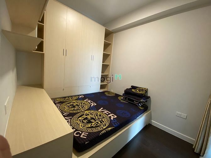 Hình ảnh Cần bán GẤP căn 2PN 70m2 tầng cao, view Đông tại Botanica Premier