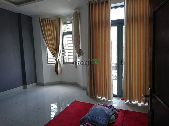 Hình ảnh Cho thuê nhà 3 lầu sát sông SG có 6PN giá 32tr