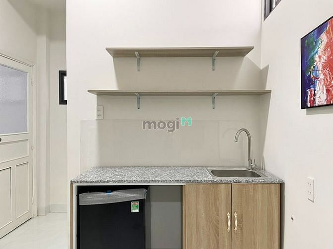 Hình ảnh Căn Hộ Dịch Vụ Nội thất gỗ cực xịn view tòa nhà Viettel Q3