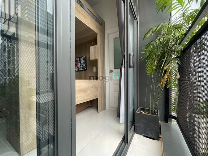 Hình ảnh CHDV duplex ban công view xịn đối diện tòa nhà Viettel Q3
