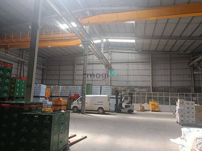 Hình ảnh Cho thuê xưởng dt 1400m2 giá 120tr Ql1A Bình Chiểu
