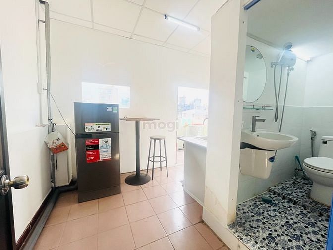 Hình ảnh Căn Hộ Dịch Vụ 1PN Có Ban Công Tại Tân Phú
