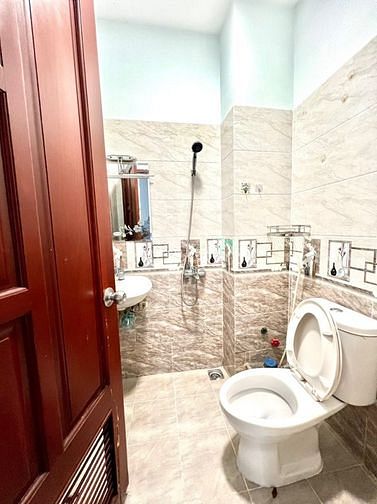 Hình ảnh Mb6623 nạp rút nhanh chóng full nội thất, giá rẻ, Có Ban Công.