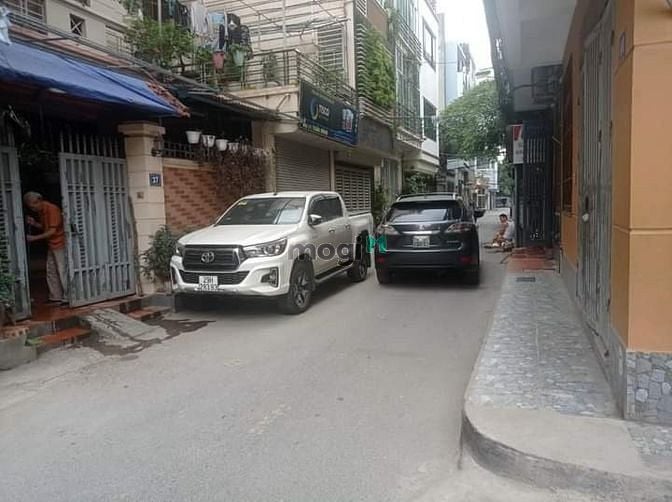 Hình ảnh Bán đất Phú Diễn 66m2 phân lô ô tô vào đất, ngõ thông chỉ 5,4 tỷ