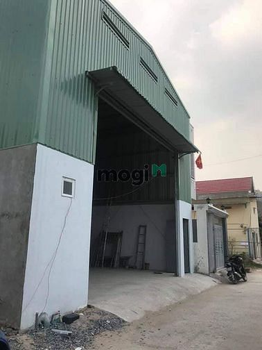 Hình ảnh $Cho thuê Kho 350m2, đường Luỹ Bán Bích, container đi dc, 30TR$
