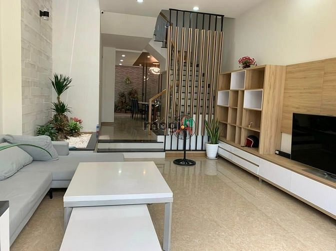 Hình ảnh Bán nhà siêu phẩm mặt tiền Lê Văn Thọ