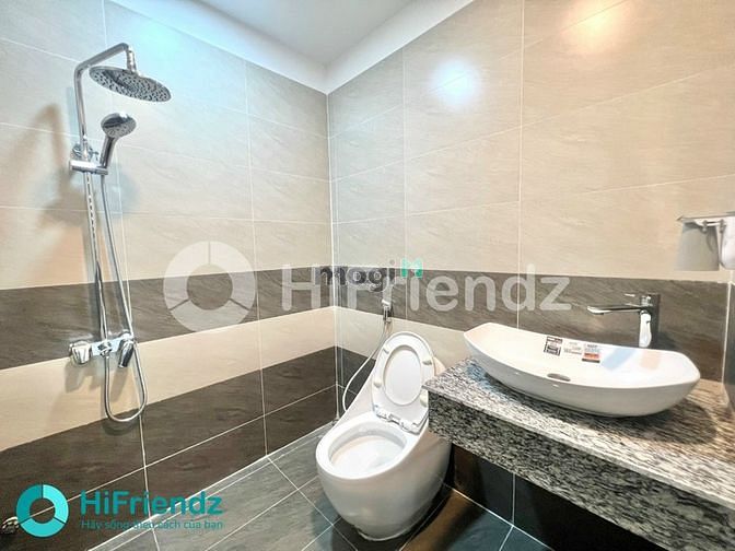 Hình ảnh Studio Full nội thất-Mặt tiền-Cửa sổ to-gần vòng xoay ĐBP