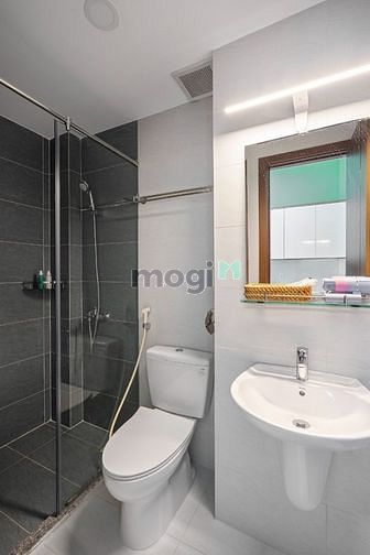Hình ảnh Căn Hộ Dịch Vụ Đầy Đủ Nội Thất Sang Xịn, Ban Công Quận 10